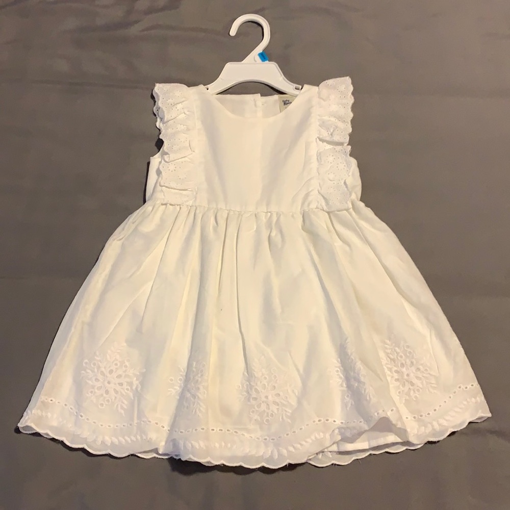 White cotton dress.